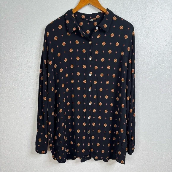 Free People Intimately Button Up Long Sleeve Shirt Size Medium - Picture 2 of 6
